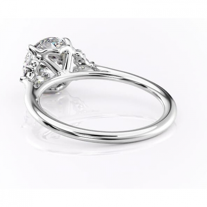 Inel de logodnă Rowena din aur Alb 14kt cu moissanite tăietură rotundă – Montură cu trei pietre rafinată pentru profil înalt | Personalizează și configurează gratuit online [4]