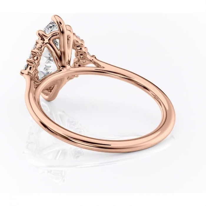 Inel de logodnă Rowena din aur Rose 14kt cu moissanite tăietură marquise – Montură cu trei pietre rafinată pentru profil înalt | Personalizează și configurează gratuit online [4]