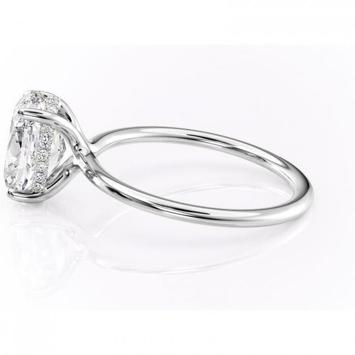 Inel de logodnă Ruby din aur Alb 14kt cu moissanite tăietură ovală – Solitar rafinată pentru profil înalt | Personalizează și configurează gratuit online [6]