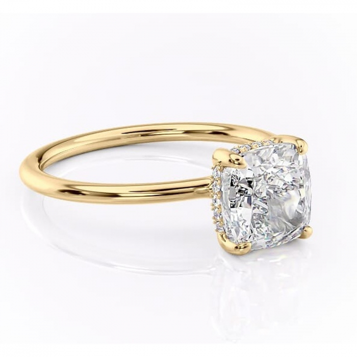 Inel de logodnă Ruby din aur Galben 14kt cu moissanite tăietură pernă – Solitar rafinată pentru profil înalt | Personalizează și configurează gratuit online [1]