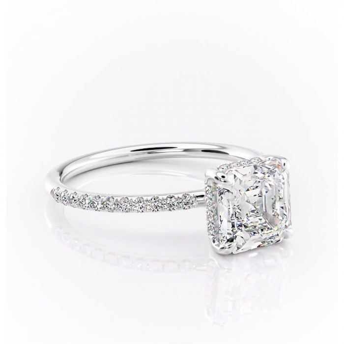 Inel de logodnă Sapphire din aur Alb 14kt cu moissanite tăietură asscher – Montură pavé rafinată pentru profil înalt | Personalizează și configurează gratuit online [1]