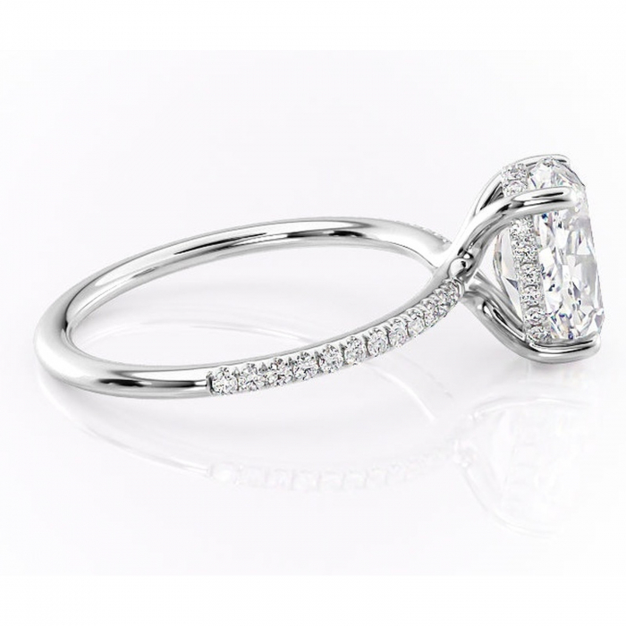 Inel de logodnă Sapphire din aur Alb 14kt cu moissanite tăietură ovală – Montură pavé rafinată pentru profil înalt | Personalizează și configurează gratuit online [2]