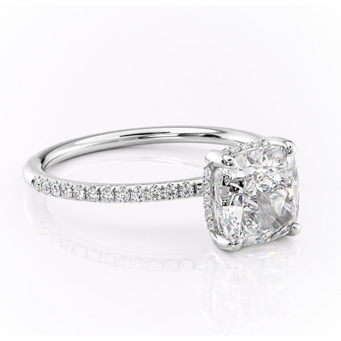 Inel de logodnă Sapphire din aur Alb 14kt cu moissanite tăietură pernă – Montură pavé rafinată pentru profil înalt | Personalizează și configurează gratuit online [1]