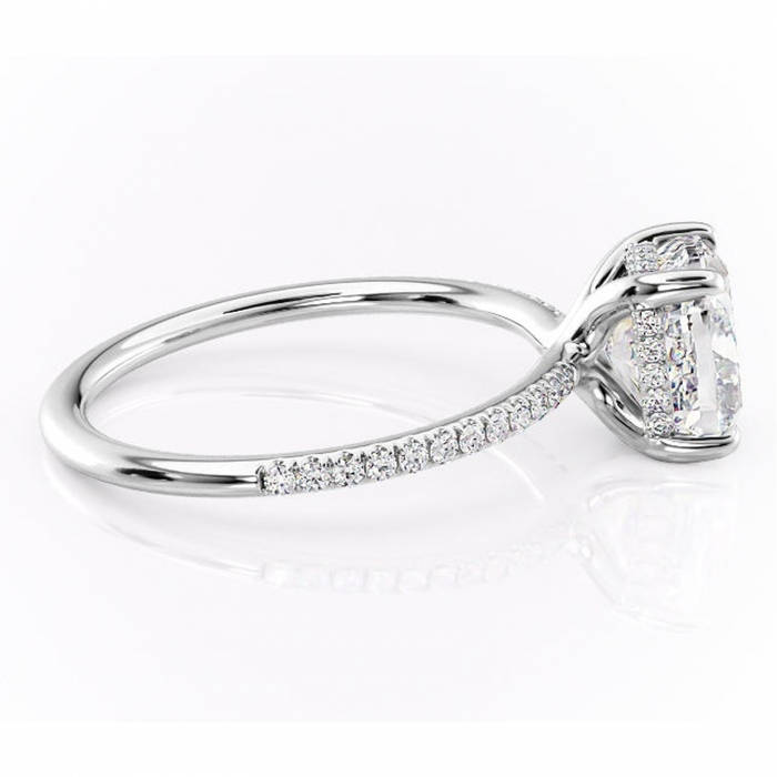 Inel de logodnă Sapphire din aur Alb 14kt cu moissanite tăietură pernă – Montură pavé rafinată pentru profil înalt | Personalizează și configurează gratuit online [2]