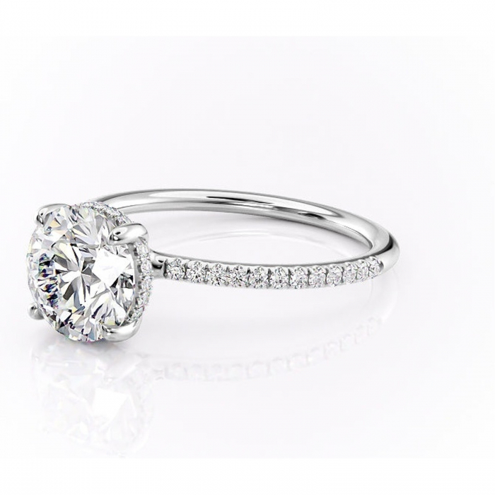 Inel de logodnă Sapphire din aur Alb 14kt cu moissanite tăietură rotundă – Montură pavé rafinată pentru profil înalt | Personalizează și configurează gratuit online [7]