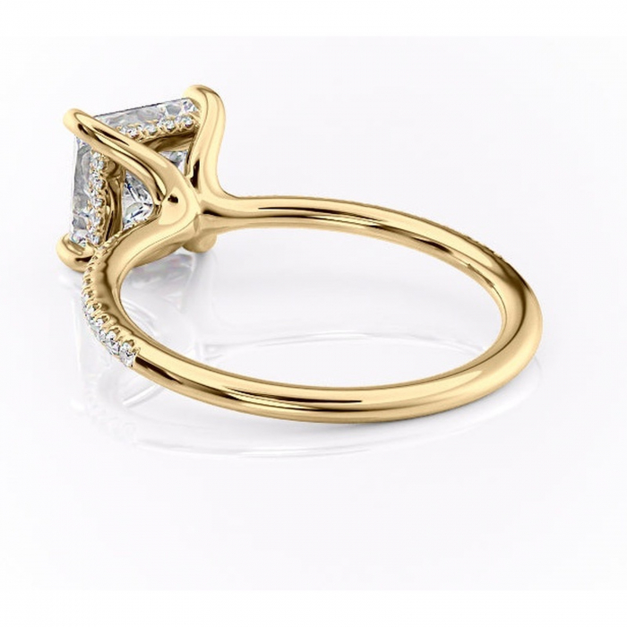 Inel de logodnă Sapphire din aur Galben 14kt cu moissanite tăietură princess – Montură pavé rafinată pentru profil înalt | Personalizează și configurează gratuit online [4]
