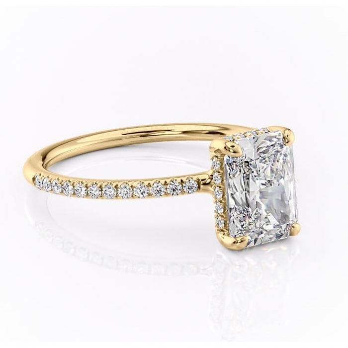 Inel de logodnă Sapphire din aur Galben 14kt cu moissanite tăietură radiantă – Montură pavé rafinată pentru profil înalt | Personalizează și configurează gratuit online [1]