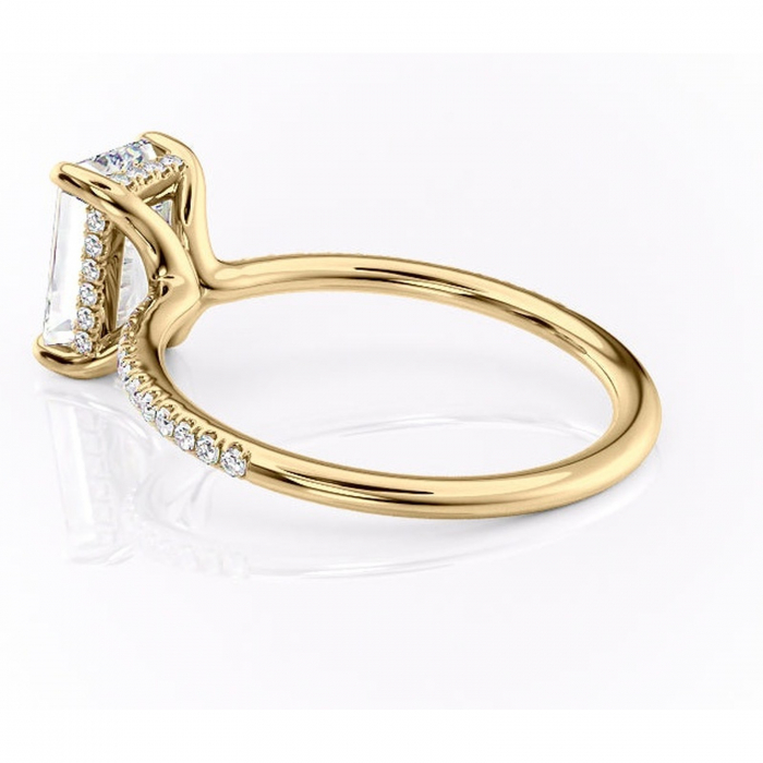 Inel de logodnă Sapphire din aur Galben 14kt cu moissanite tăietură smarald – Montură pavé rafinată pentru profil înalt | Personalizează și configurează gratuit online [5]