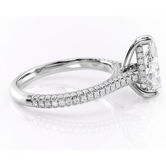 Inel de logodnă Seraphina din aur Alb 14kt cu moissanite tăietură pară – Montură pavé rafinată pentru profil înalt | Personalizează și configurează gratuit online [2]