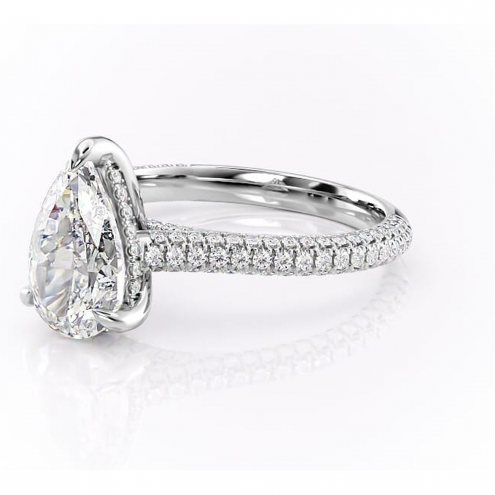 Inel de logodnă Seraphina din aur Alb 14kt cu moissanite tăietură pară – Montură pavé rafinată pentru profil înalt | Personalizează și configurează gratuit online [7]