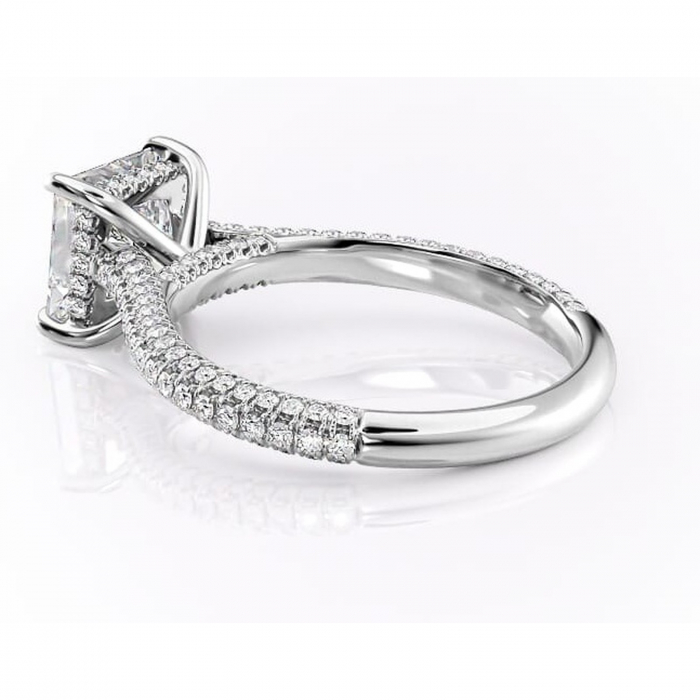 Inel de logodnă Seraphina din aur Alb 14kt cu moissanite tăietură princess – Montură pavé rafinată pentru profil înalt | Personalizează și configurează gratuit online [5]