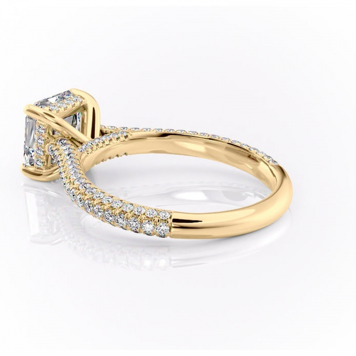 Inel de logodnă Seraphina din aur Galben 18kt cu moissanite tăietură asscher – Montură pavé rafinată pentru profil înalt | Personalizează și configurează gratuit online [5]