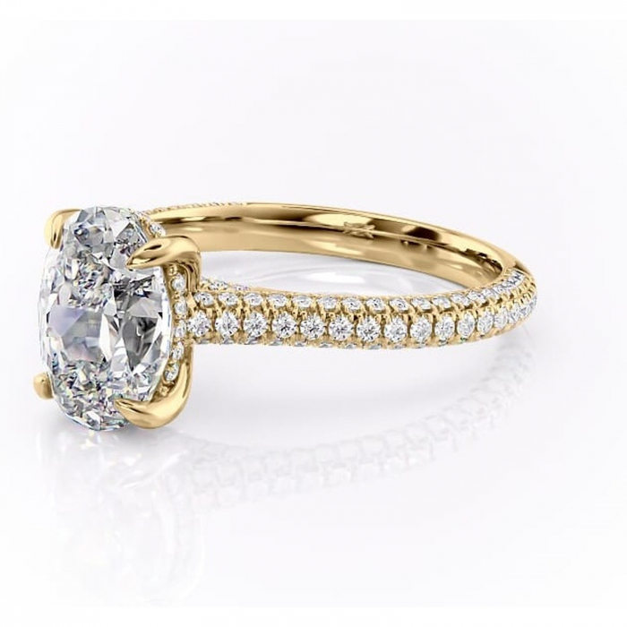 Inel de logodnă Seraphina din aur Galben 14kt cu moissanite tăietură ovală – Montură pavé rafinată pentru profil înalt | Personalizează și configurează gratuit online [7]