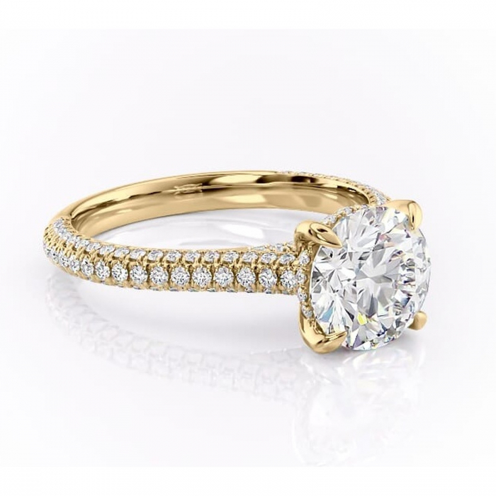 Inel de logodnă Seraphina din aur Galben 14kt cu moissanite tăietură rotundă – Montură pavé rafinată pentru profil înalt | Personalizează și configurează gratuit online [1]