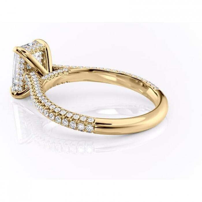 Inel de logodnă Seraphina din aur Galben 14kt cu moissanite tăietură smarald – Montură pavé rafinată pentru profil înalt | Personalizează și configurează gratuit online [5]