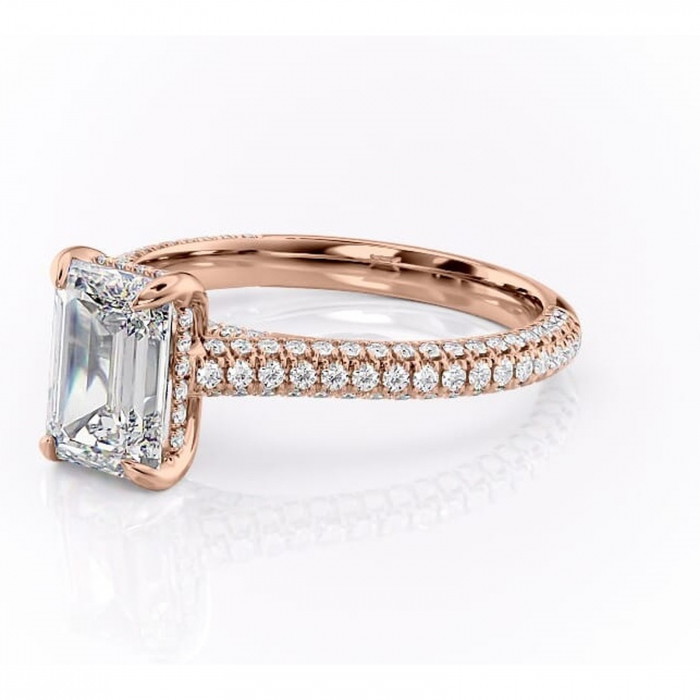 Inel de logodnă Seraphina din aur Rose 18kt cu moissanite tăietură smarald – Montură pavé rafinată pentru profil înalt | Personalizează și configurează gratuit online [7]