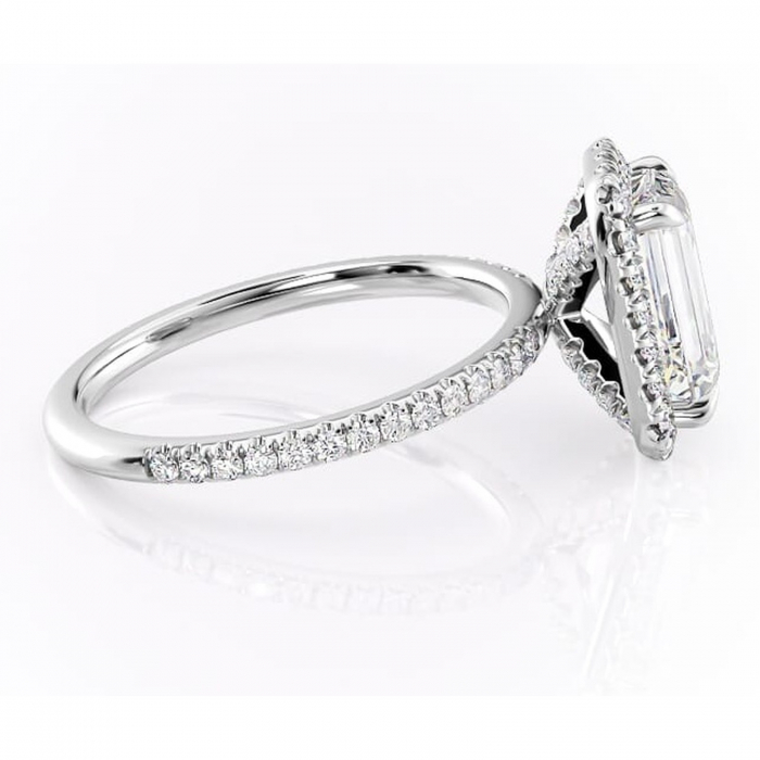 Inel de logodnă Serelith din aur Alb 14kt cu moissanite tăietură smarald – Halo rafinată pentru profil înalt | Personalizează și configurează gratuit online [2]