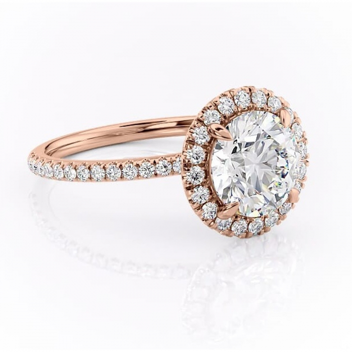 Inel de logodnă Serelith din aur Rose 14kt cu moissanite tăietură rotundă – Halo rafinată pentru profil înalt | Personalizează și configurează gratuit online [1]