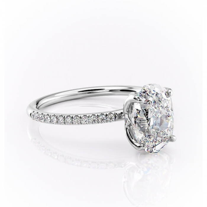Inel de logodnă Seren din aur Alb 14kt cu moissanite tăietură ovală – Montură pavé rafinată pentru profil înalt | Personalizează și configurează gratuit online [1]