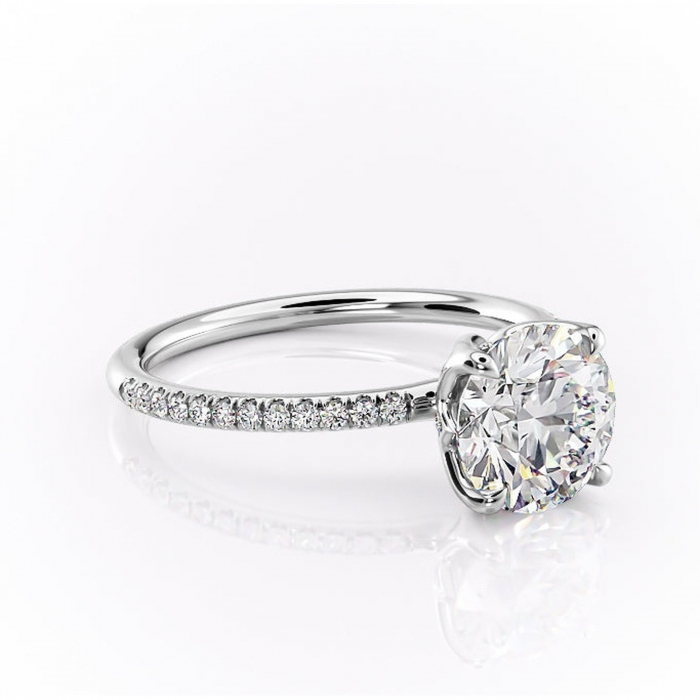 Inel de logodnă Seren din aur Alb 14kt cu moissanite tăietură rotundă – Montură pavé rafinată pentru profil înalt | Personalizează și configurează gratuit online [1]
