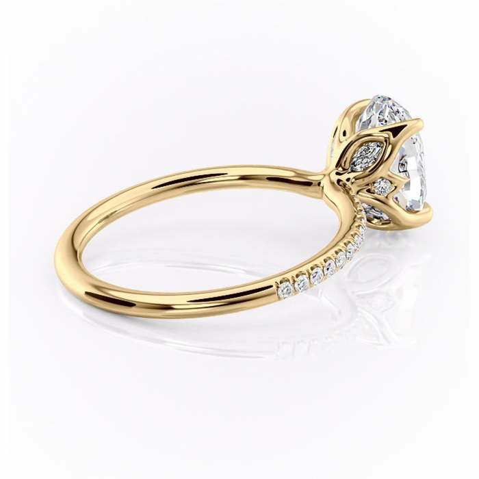 Inel de logodnă Seren din aur Galben 14kt cu moissanite tăietură ovală – Montură pavé rafinată pentru profil înalt | Personalizează și configurează gratuit online [3]