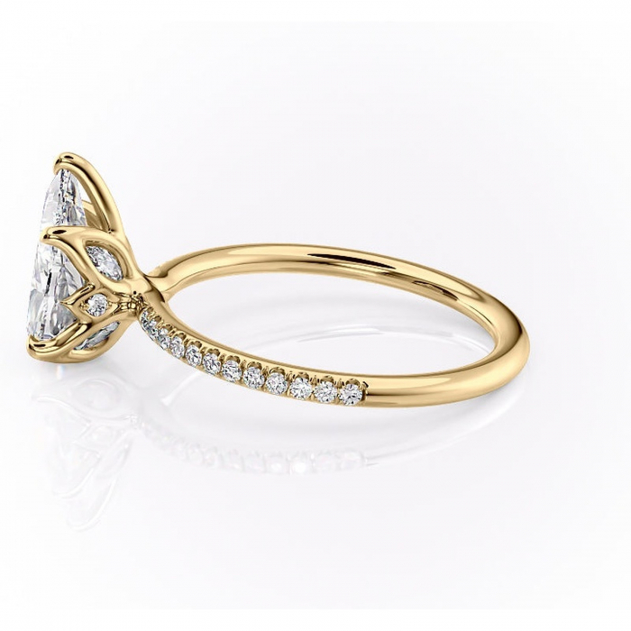 Inel de logodnă Seren din aur Galben 14kt cu moissanite tăietură pară – Montură pavé rafinată pentru profil înalt | Personalizează și configurează gratuit online [6]