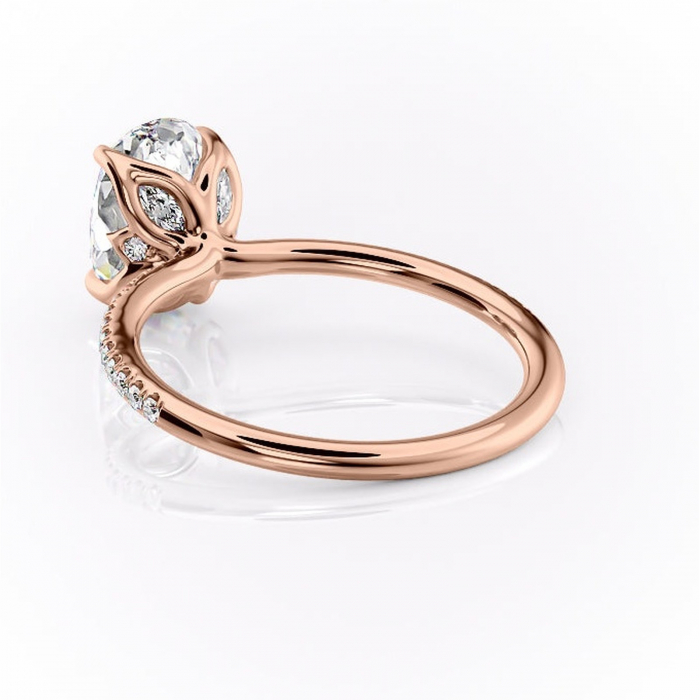 Inel de logodnă Seren din aur Rose 14kt cu moissanite tăietură ovală – Montură pavé rafinată pentru profil înalt | Personalizează și configurează gratuit online [4]