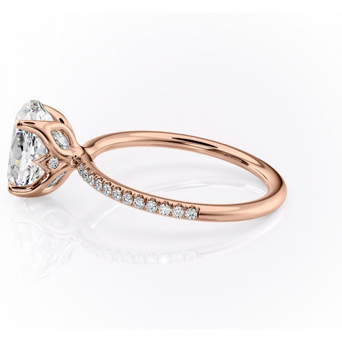 Inel de logodnă Seren din aur Rose 14kt cu moissanite tăietură ovală – Montură pavé rafinată pentru profil înalt | Personalizează și configurează gratuit online [6]