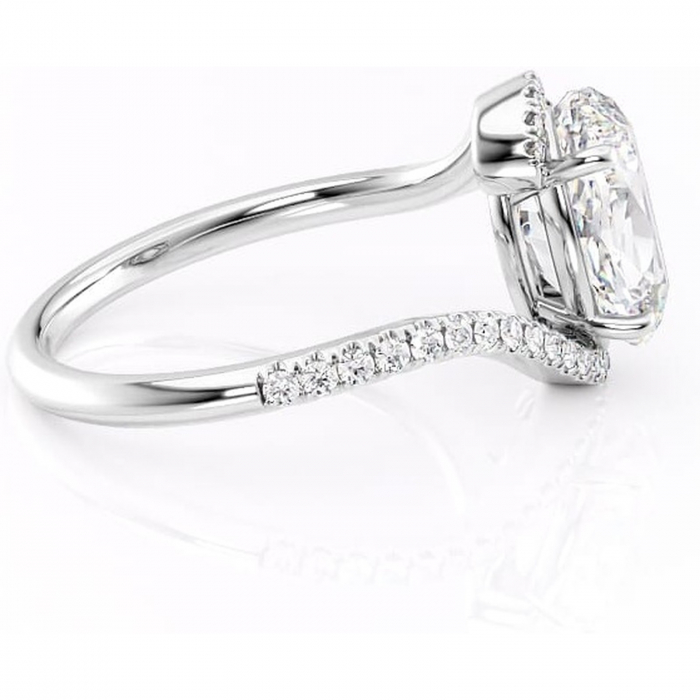 Inel de logodnă Sienna din aur Alb 14kt cu moissanite tăietură ovală – Montură pavé rafinată pentru profil mediu | Personalizează și configurează gratuit online [2]