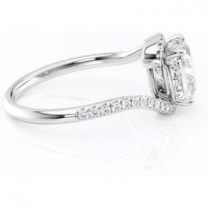 Inel de logodnă Sienna din aur Alb 14kt cu moissanite tăietură pernă – Montură pavé rafinată pentru profil mediu | Personalizează și configurează gratuit online [2]