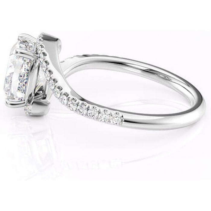 Inel de logodnă Sienna din aur Alb 14kt cu moissanite tăietură pernă – Montură pavé rafinată pentru profil mediu | Personalizează și configurează gratuit online [6]