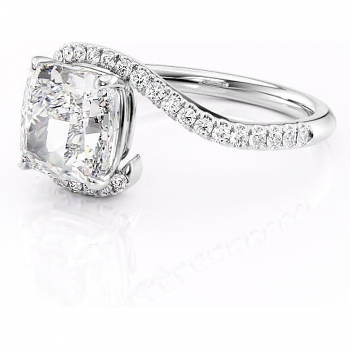 Inel de logodnă Sienna din aur Alb 14kt cu moissanite tăietură pernă – Montură pavé rafinată pentru profil mediu | Personalizează și configurează gratuit online [7]