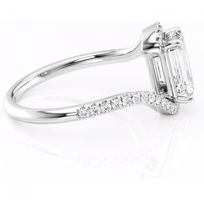 Inel de logodnă Sienna din aur Alb 14kt cu moissanite tăietură smarald – Montură pavé rafinată pentru profil mediu | Personalizează și configurează gratuit online [2]