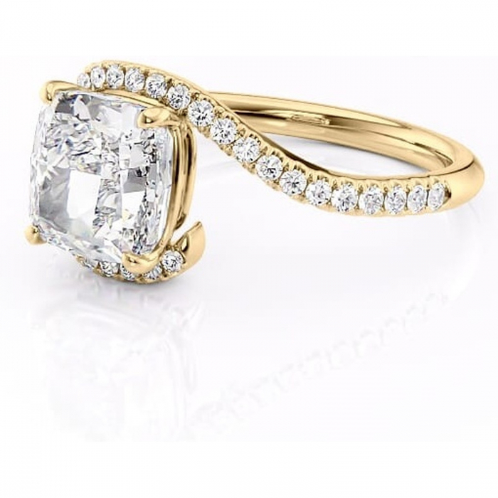 Inel de logodnă Sienna din aur Galben 18kt cu moissanite tăietură pernă – Montură pavé rafinată pentru profil mediu | Personalizează și configurează gratuit online [7]