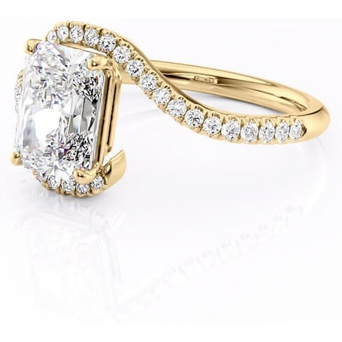 Inel de logodnă Sienna din aur Galben 14kt cu moissanite tăietură radiantă – Montură pavé rafinată pentru profil mediu | Personalizează și configurează gratuit online [7]