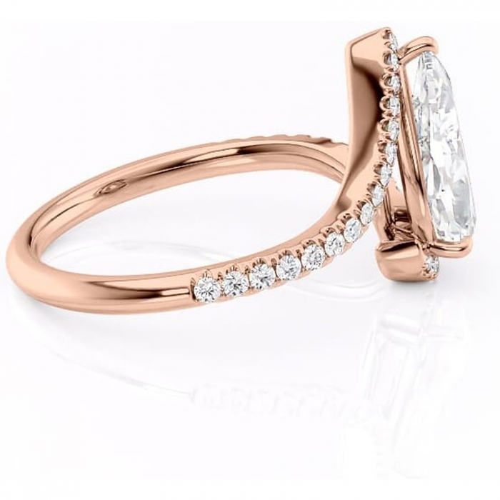 Inel de logodnă Sienna din aur Rose 18kt cu moissanite tăietură pară – Montură pavé rafinată pentru profil mediu | Personalizează și configurează gratuit online [2]