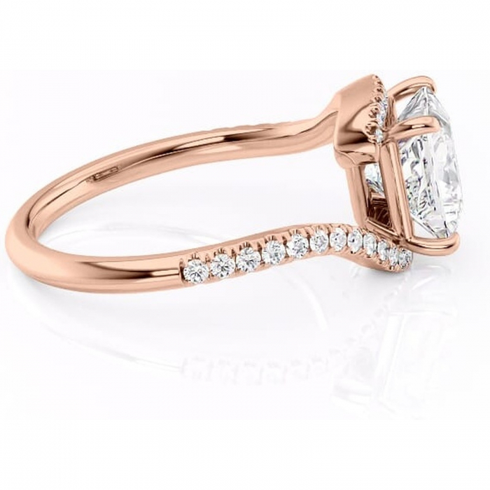 Inel de logodnă Sienna din aur Rose 18kt cu moissanite tăietură princess – Montură pavé rafinată pentru profil mediu | Personalizează și configurează gratuit online [2]