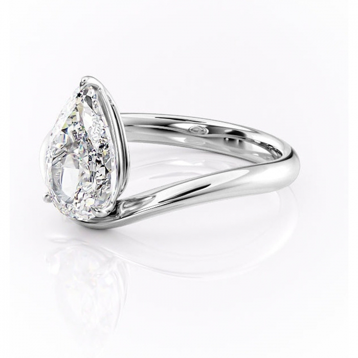 Inel de logodnă Silvara din aur Alb 14kt cu moissanite tăietură pară – Solitar rafinată pentru profil jos | Personalizează și configurează gratuit online [7]