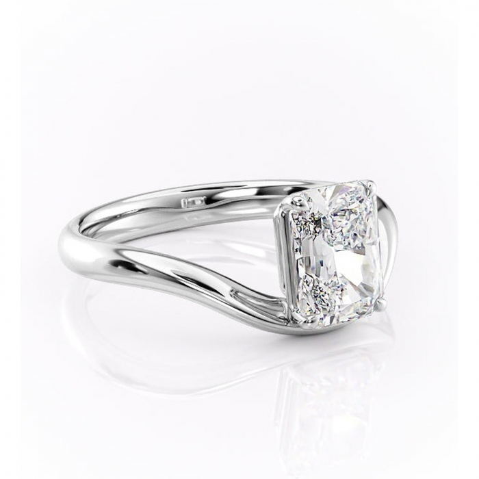 Inel de logodnă Silvara din aur Alb 14kt cu moissanite tăietură radiantă – Solitar rafinată pentru profil jos | Personalizează și configurează gratuit online [1]