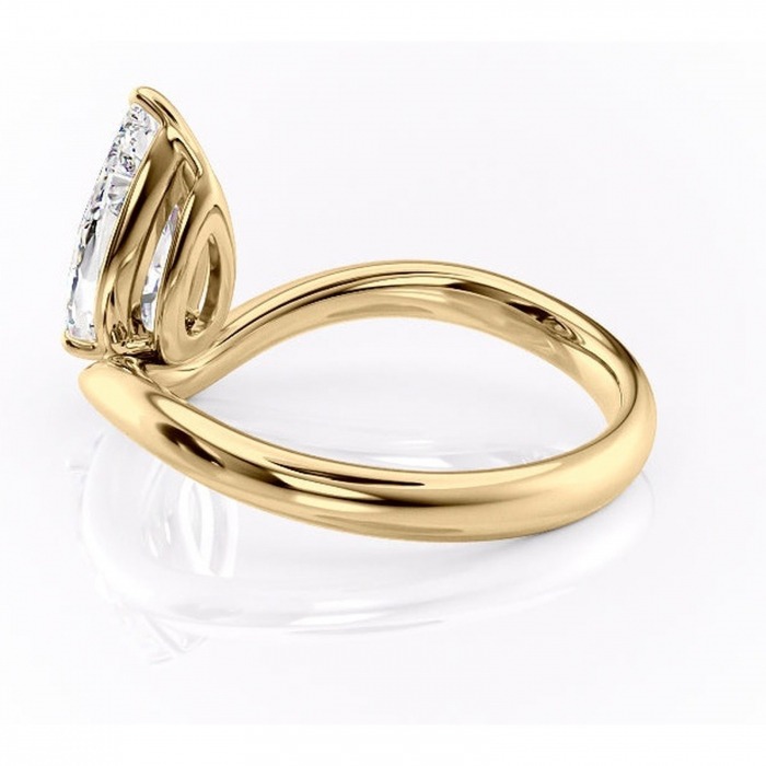 Inel de logodnă Silvara din aur Galben 14kt cu moissanite tăietură pară – Solitar rafinată pentru profil jos | Personalizează și configurează gratuit online [5]