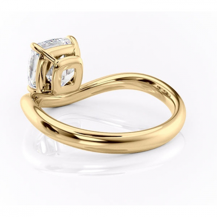Inel de logodnă Silvara din aur Galben 14kt cu moissanite tăietură pernă – Solitar rafinată pentru profil jos | Personalizează și configurează gratuit online [4]