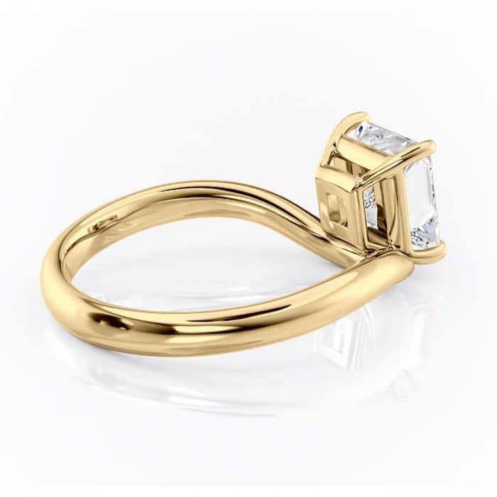 Inel de logodnă Silvara din aur Galben 14kt cu moissanite tăietură princess – Solitar rafinată pentru profil jos | Personalizează și configurează gratuit online [3]