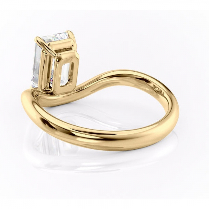Inel de logodnă Silvara din aur Galben 14kt cu moissanite tăietură smarald – Solitar rafinată pentru profil jos | Personalizează și configurează gratuit online [4]
