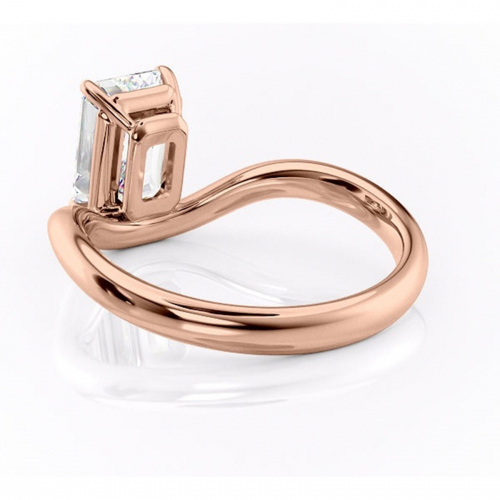 Inel de logodnă Silvara din aur Rose 14kt cu moissanite tăietură smarald – Solitar rafinată pentru profil jos | Personalizează și configurează gratuit online [4]