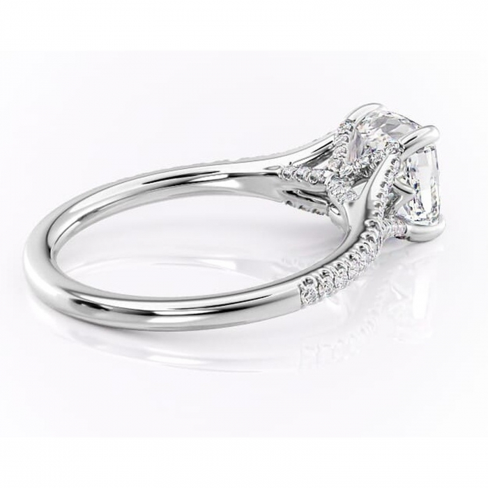 Inel de logodnă Skye din aur Alb 14kt cu moissanite tăietură pernă – Montură pavé rafinată pentru profil înalt | Personalizează și configurează gratuit online [3]