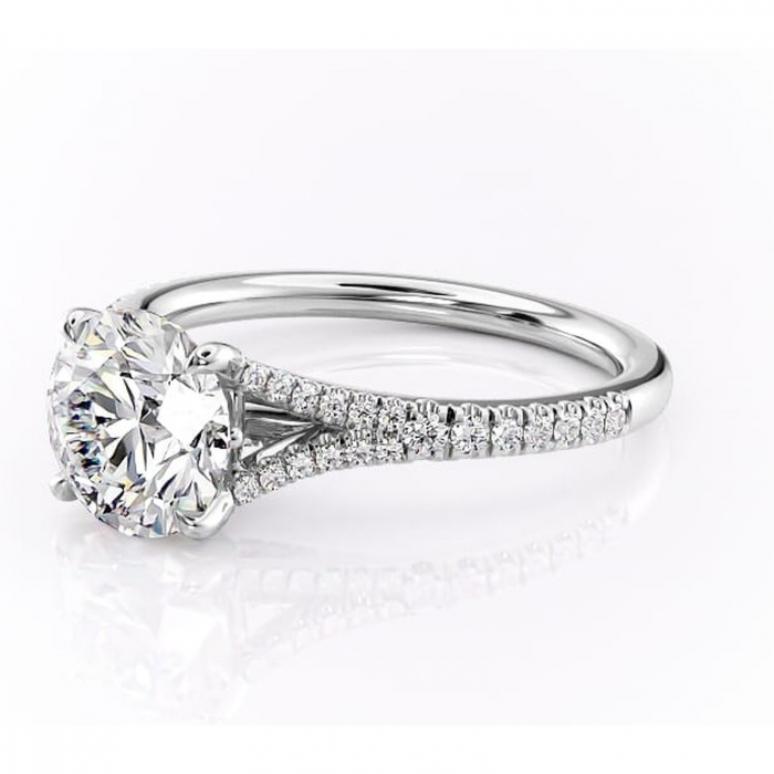 Inel de logodnă Skye din aur Alb 14kt cu moissanite tăietură rotundă – Montură pavé rafinată pentru profil înalt | Personalizează și configurează gratuit online [7]