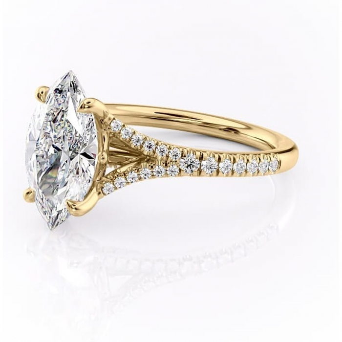 Inel de logodnă Skye din aur Galben 14kt cu moissanite tăietură marquise – Montură pavé rafinată pentru profil înalt | Personalizează și configurează gratuit online [7]
