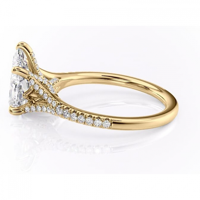 Inel de logodnă Skye din aur Galben 14kt cu moissanite tăietură pară – Montură pavé rafinată pentru profil înalt | Personalizează și configurează gratuit online [6]