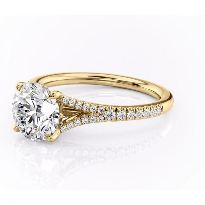 Inel de logodnă Skye din aur Galben 14kt cu moissanite tăietură rotundă – Montură pavé rafinată pentru profil înalt | Personalizează și configurează gratuit online [7]