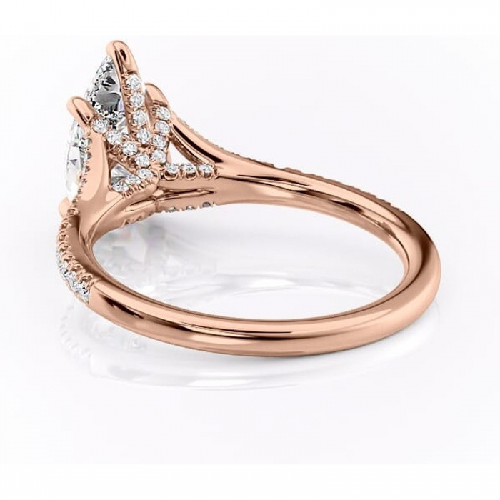 Inel de logodnă Skye din aur Rose 18kt cu moissanite tăietură pară – Montură pavé rafinată pentru profil înalt | Personalizează și configurează gratuit online [4]
